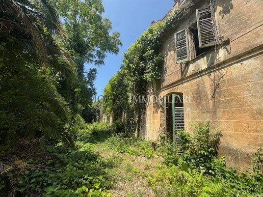 casa indipendente in vendita a Livorno