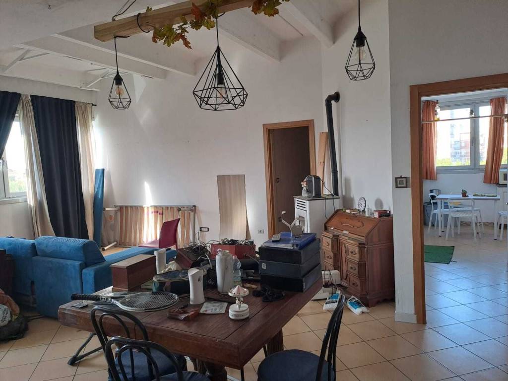 negozio in vendita a Livorno