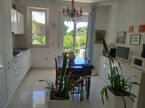 appartamento in vendita a Livorno in zona Antignano