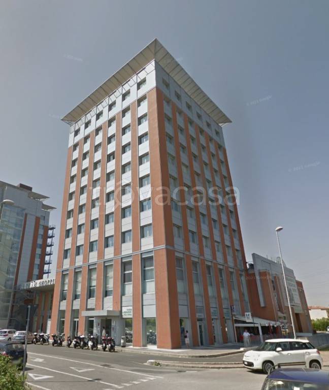 ufficio in vendita a Livorno in zona Padula