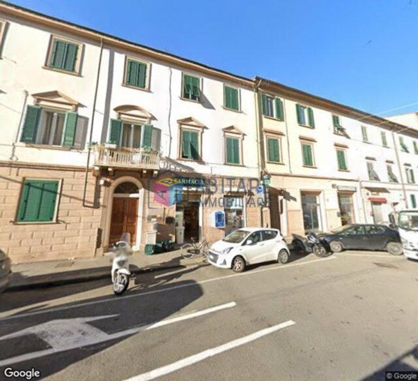 locale commerciale in vendita a Livorno