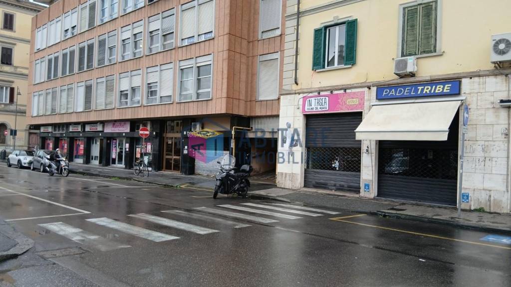 negozio in vendita a Livorno