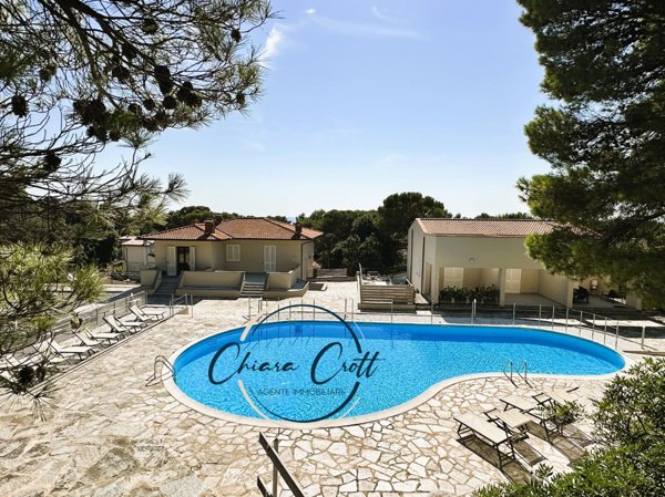 appartamento in vendita a Livorno in zona Quercianella