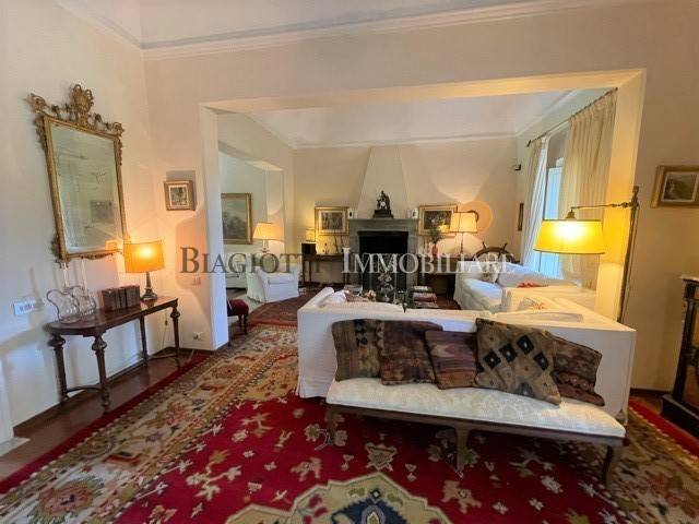 casa indipendente in vendita a Livorno in zona Antignano