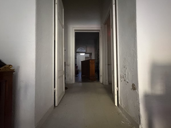 negozio in affitto a Livorno in zona Centro Città