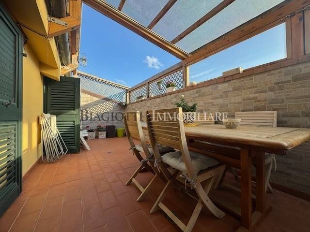 appartamento in vendita a Livorno in zona Collinaia