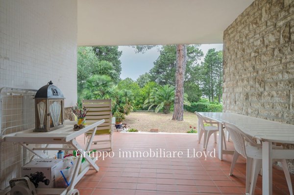 casa indipendente in vendita a Livorno in zona Montenero