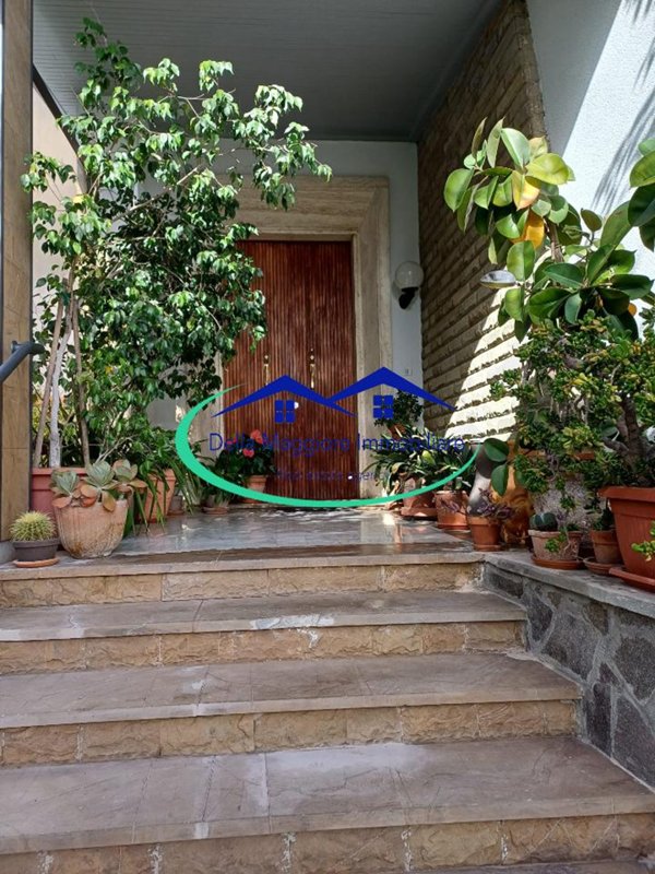 casa indipendente in vendita a Livorno in zona Ardenza