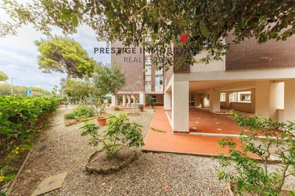 appartamento in vendita a Livorno in zona Ardenza