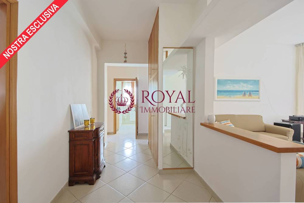 appartamento in vendita a Livorno in zona Ardenza