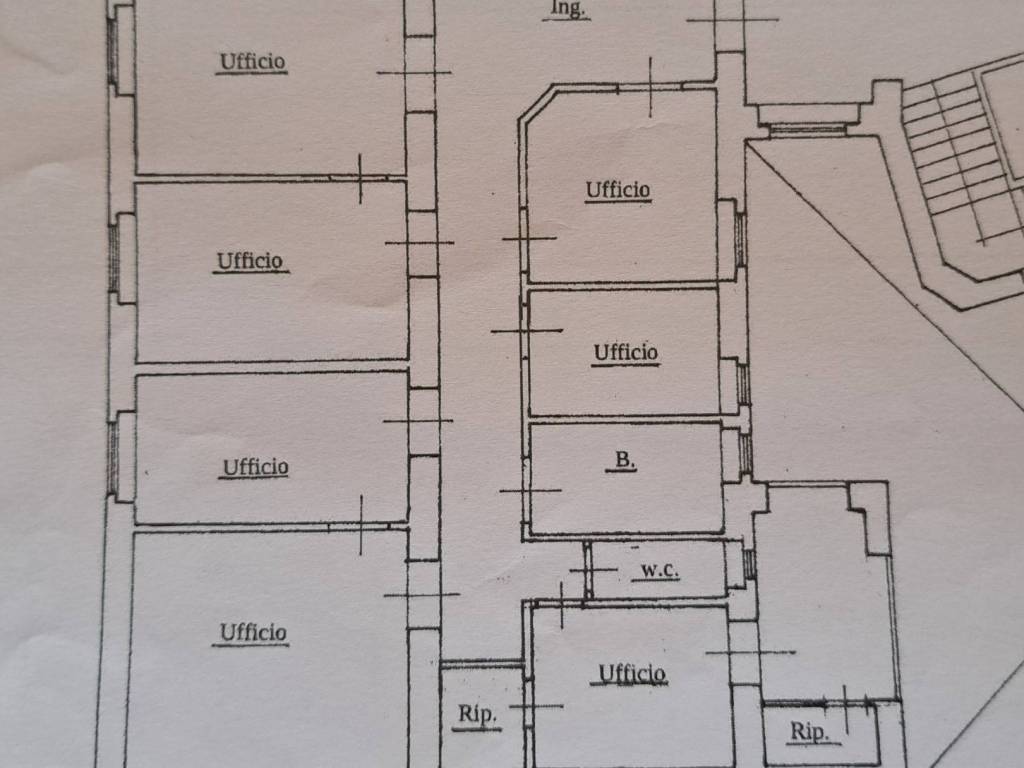 ufficio in vendita a Livorno in zona Centro Città