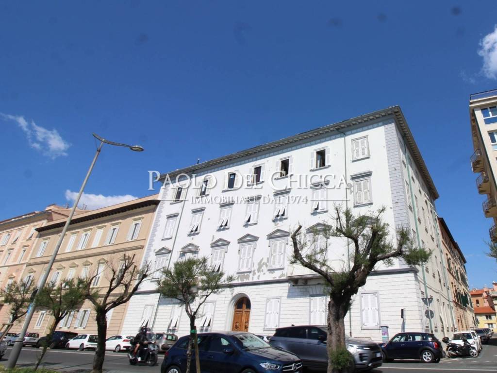 appartamento in vendita a Livorno in zona Lungomare