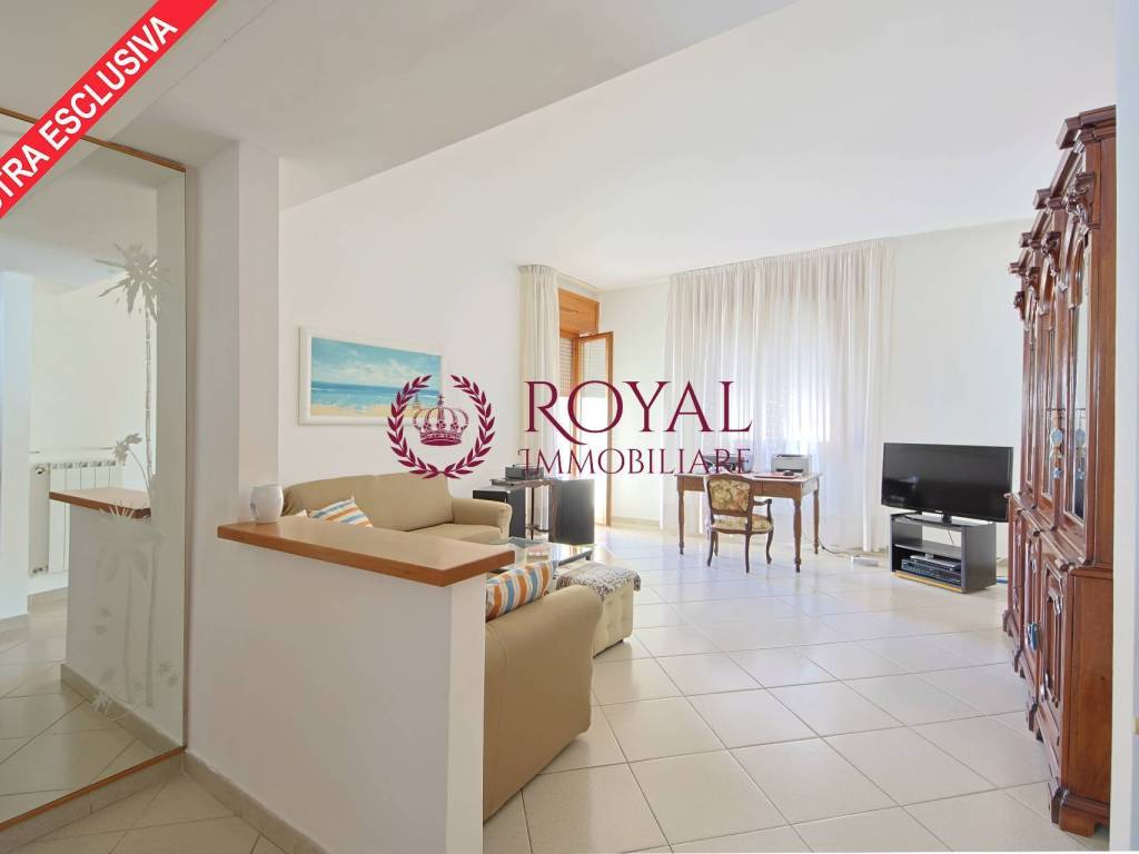 appartamento in vendita a Livorno in zona Ardenza