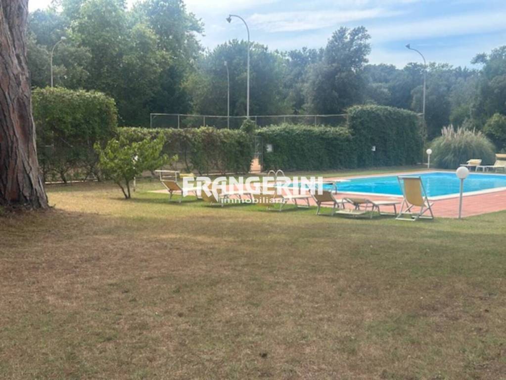 appartamento in vendita a Livorno in zona Montenero