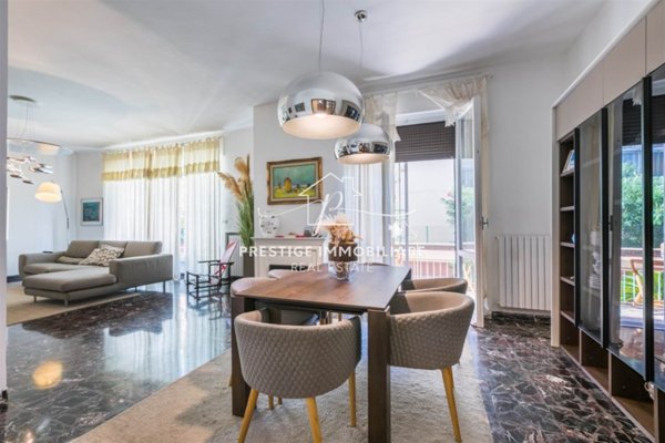 appartamento in vendita a Livorno in zona Lungomare