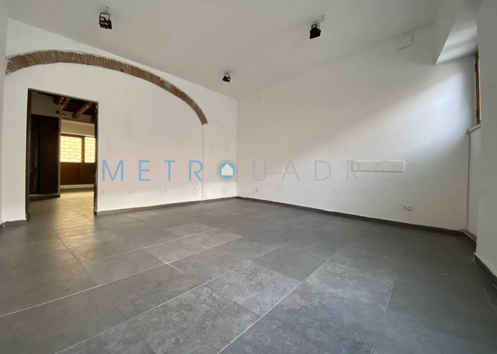 negozio in vendita a Livorno