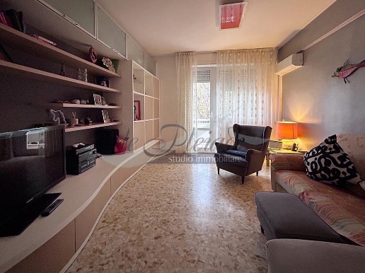 appartamento in vendita a Livorno in zona Antignano