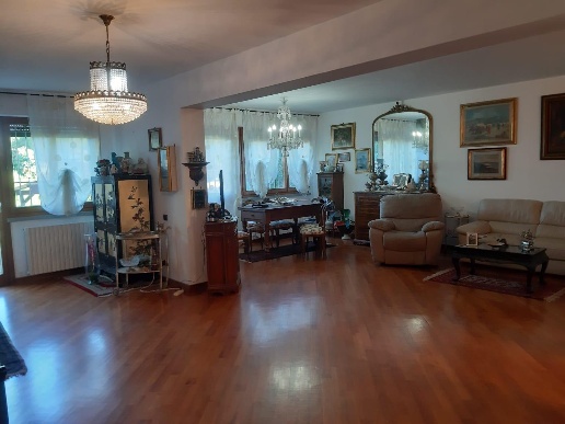 casa indipendente in vendita a Livorno in zona Montenero