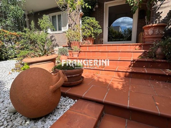 casa indipendente in vendita a Livorno in zona Montenero