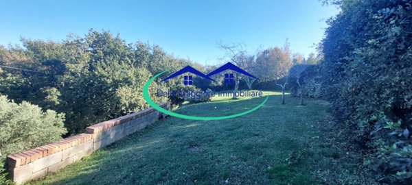 casa indipendente in vendita a Livorno in zona Valle Benedetta