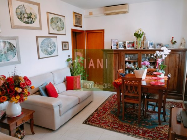 appartamento in vendita a Livorno in zona Collinaia