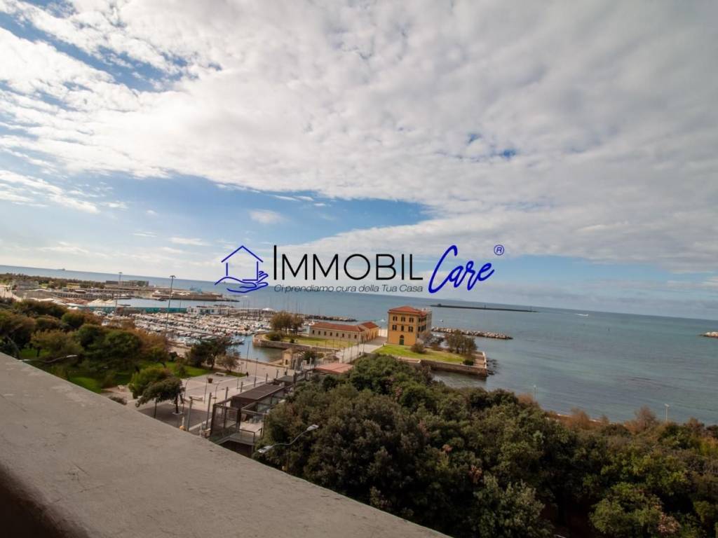 appartamento in vendita a Livorno in zona Lungomare