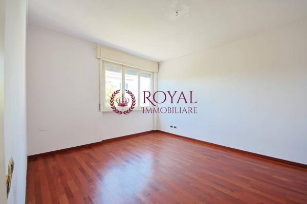 appartamento in vendita a Livorno in zona Antignano