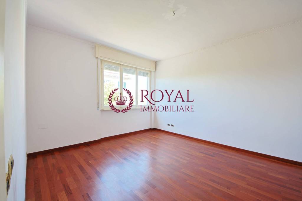 appartamento in vendita a Livorno in zona Antignano