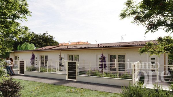 appartamento in vendita a Livorno in zona Limoncino