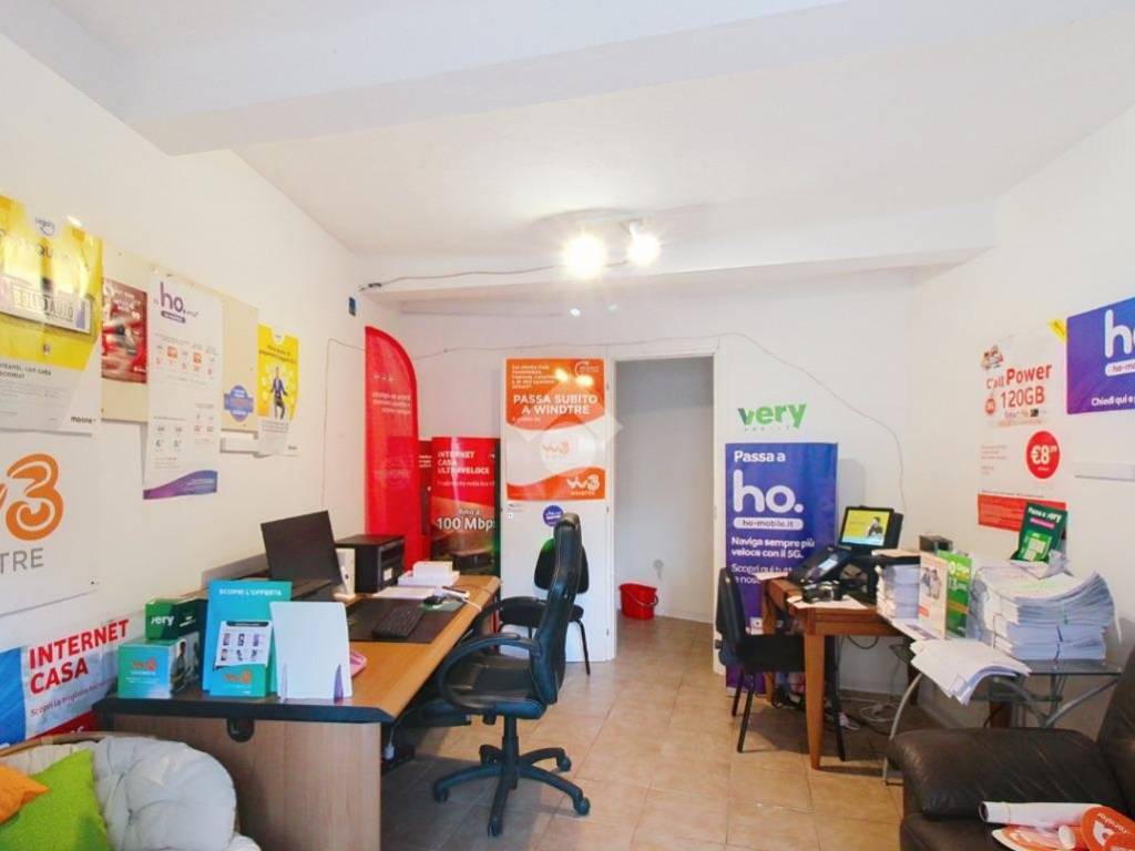 negozio in vendita a Livorno