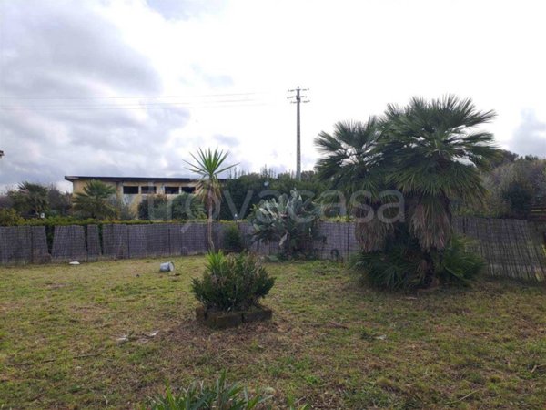 casa indipendente in vendita a Livorno in zona Antignano