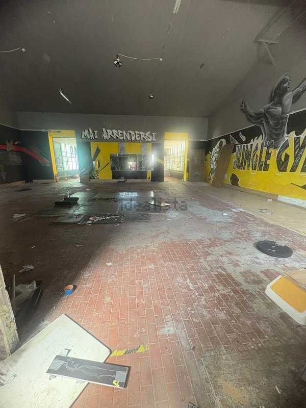 casa indipendente in vendita a Livorno