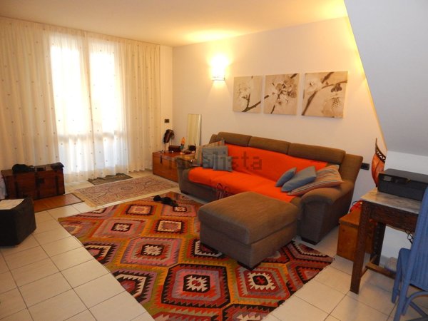 pentavano in vendita a Livorno