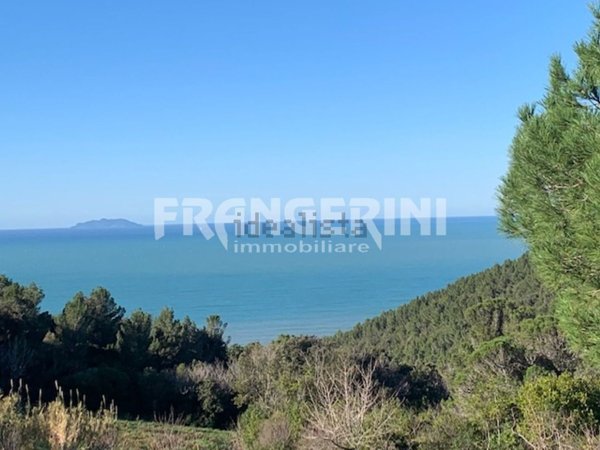 casa indipendente in vendita a Livorno in zona Montenero