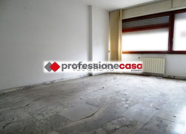 ufficio in vendita a Livorno in zona Centro Città
