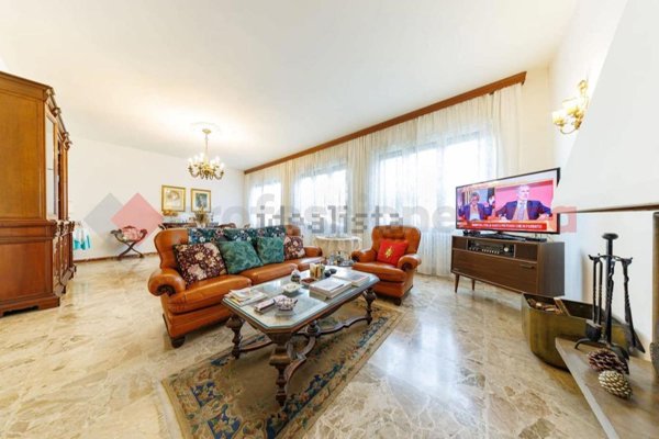 appartamento in vendita a Livorno in zona Ardenza