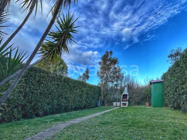 casa indipendente in vendita a Livorno in zona Montenero