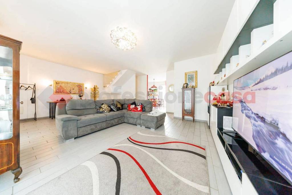 casa indipendente in vendita a Livorno