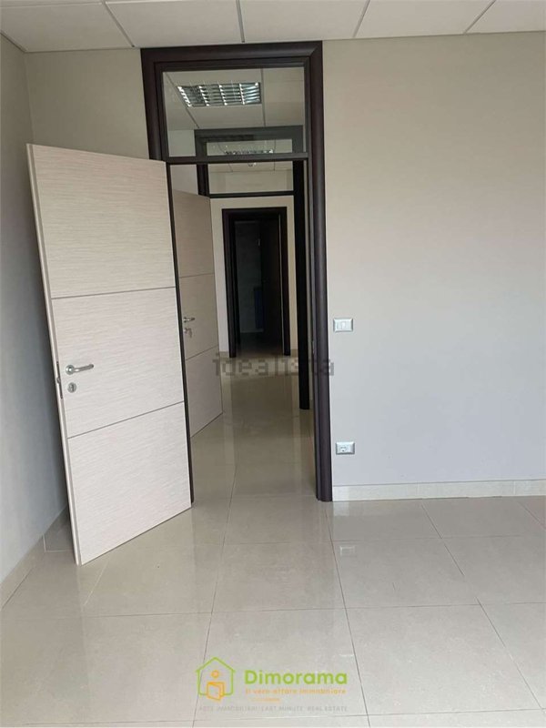 trivano in vendita a Livorno