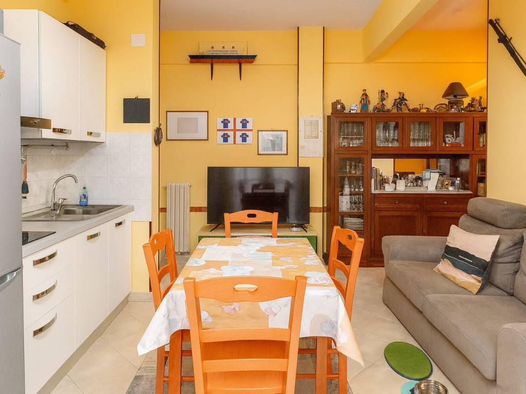 appartamento in vendita a Livorno in zona Ospedale