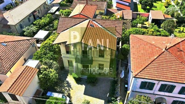 casa indipendente in vendita a Livorno in zona Ardenza