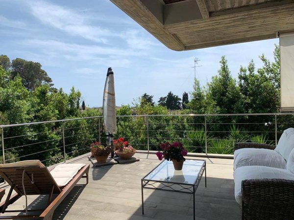 casa indipendente in vendita a Livorno in zona Montenero