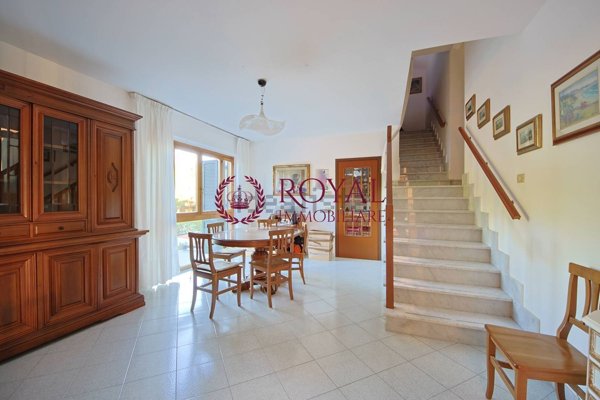 casa indipendente in vendita a Livorno in zona Montenero
