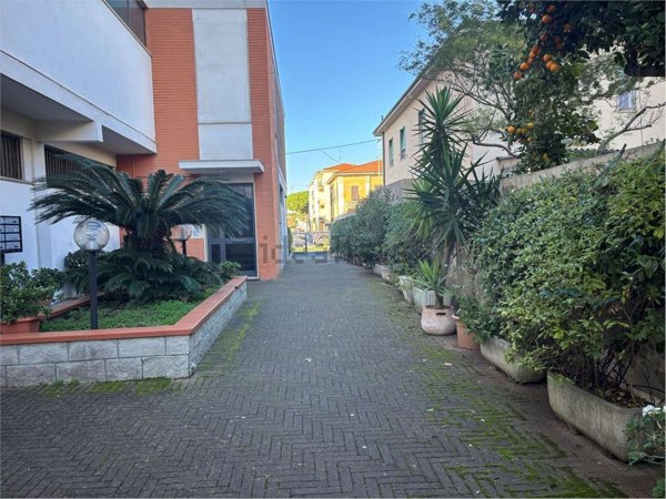 appartamento in vendita a Livorno in zona Ospedale