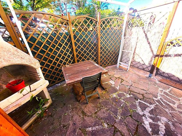 appartamento in vendita a Livorno in zona Montenero