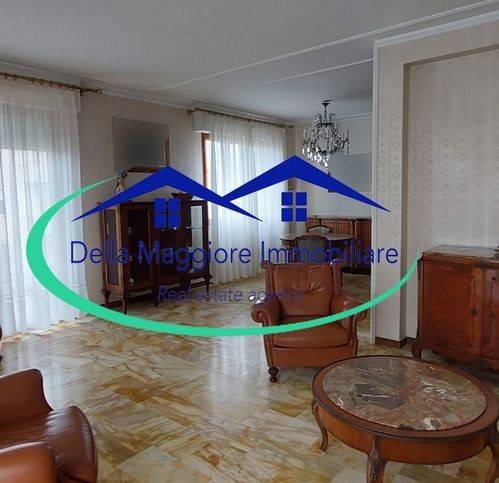 appartamento in vendita a Livorno in zona Montenero