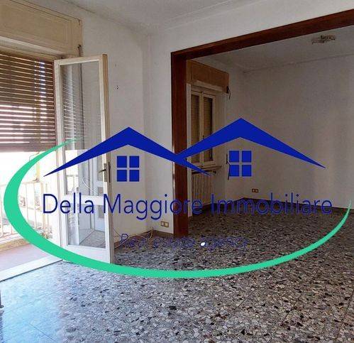 appartamento in vendita a Livorno in zona Ospedale