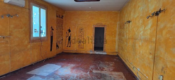 negozio in vendita a Livorno in zona Stazione