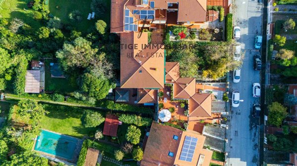 casa indipendente in vendita a Livorno in zona Collinaia