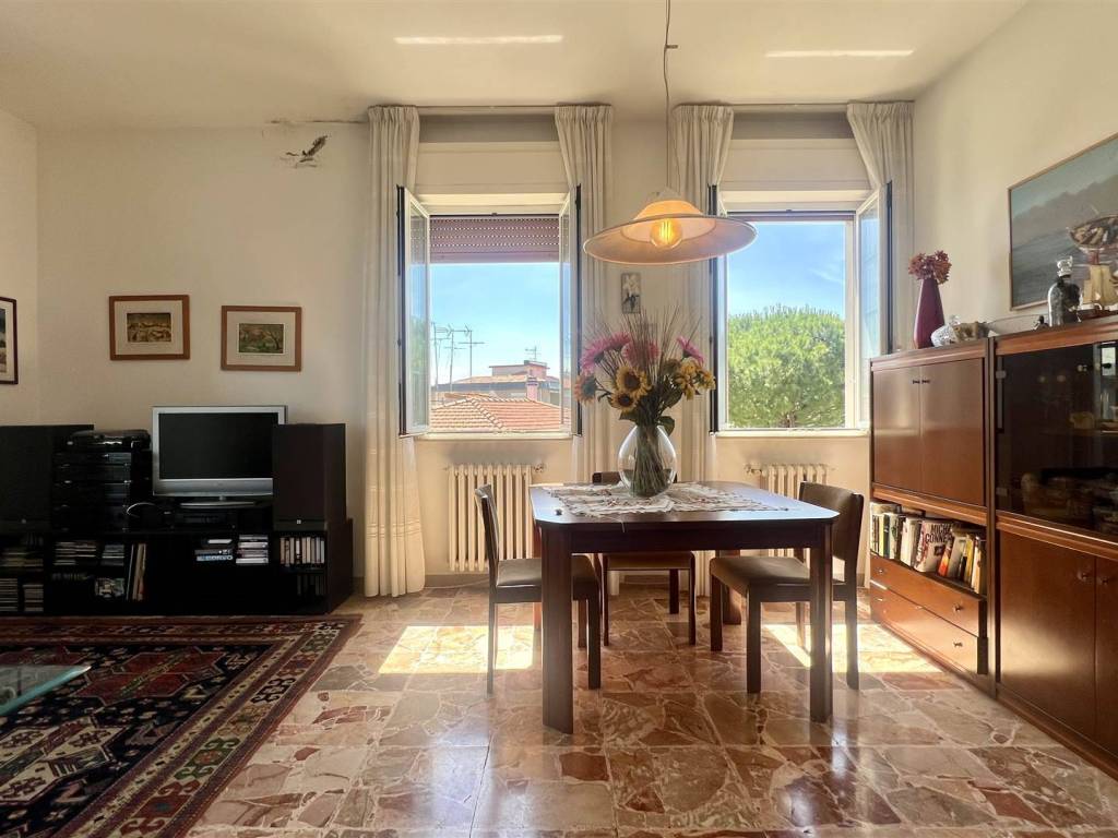 appartamento in vendita a Livorno in zona Ardenza